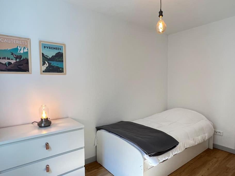 T3 Centre Ville Avec Parking, Balcon Et Wifi. 5P. Cauterets Ngoại thất bức ảnh