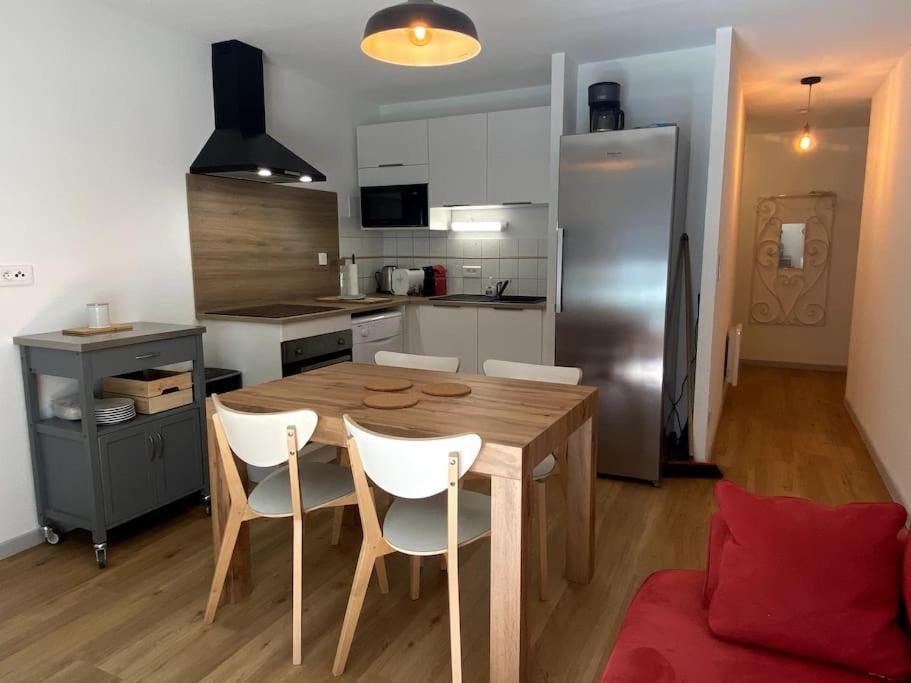 T3 Centre Ville Avec Parking, Balcon Et Wifi. 5P. Cauterets Ngoại thất bức ảnh