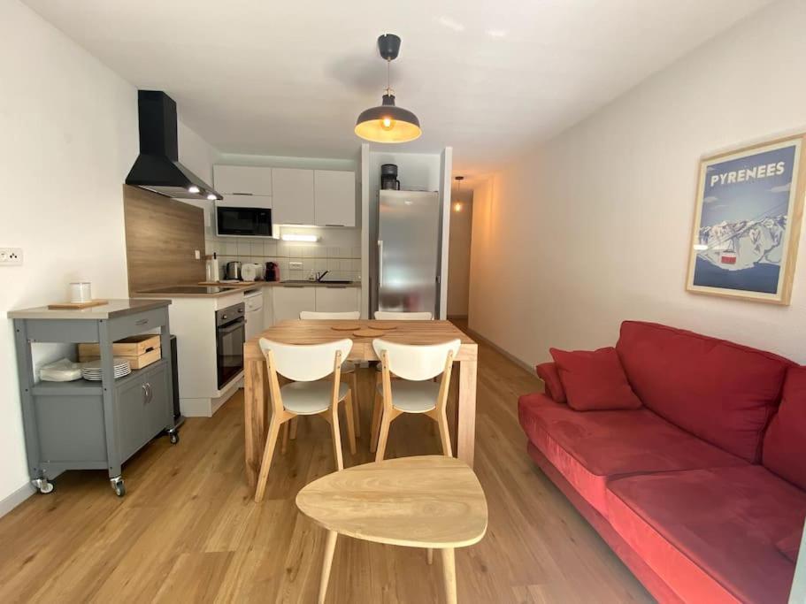 T3 Centre Ville Avec Parking, Balcon Et Wifi. 5P. Cauterets Ngoại thất bức ảnh