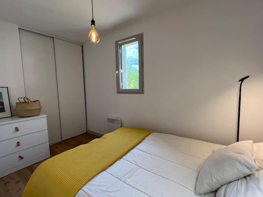 T3 Centre Ville Avec Parking, Balcon Et Wifi. 5P. Cauterets Ngoại thất bức ảnh